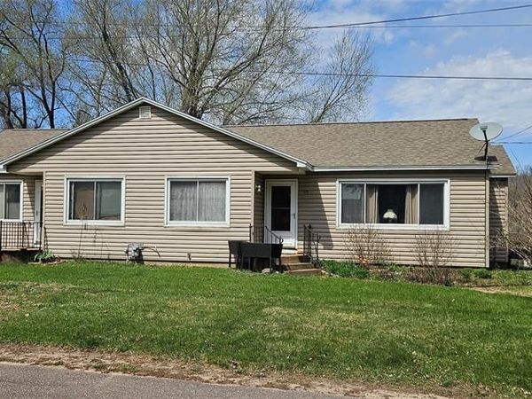 113/115 Main Street, Knapp, WI 54749