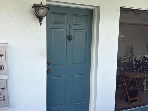 1485 LAKEVIEW ROAD , Unit 5, CLEARWATER, FL 33756
