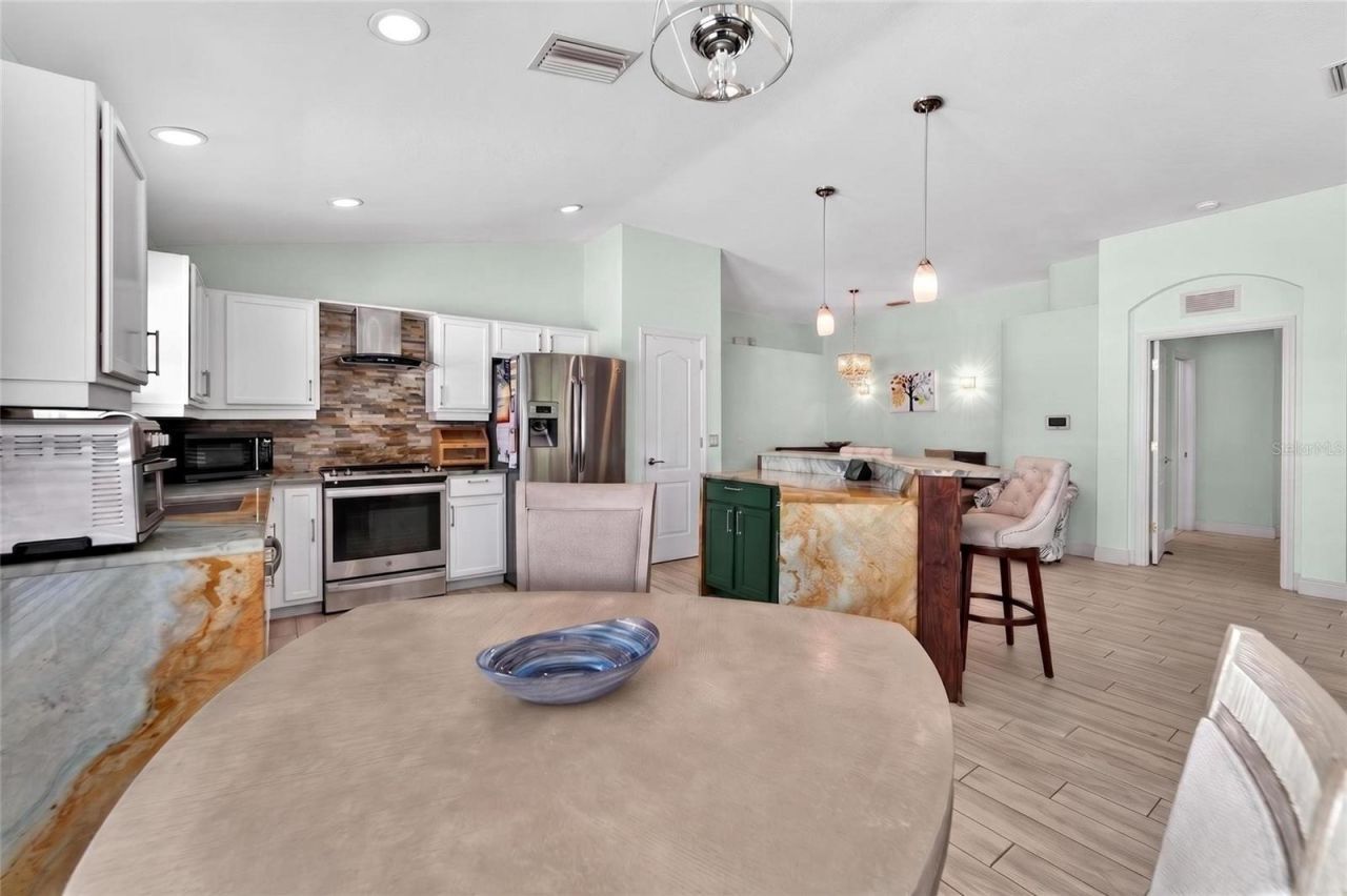 5209 Lansdowne Way, Palmetto, FL 34221 Photo