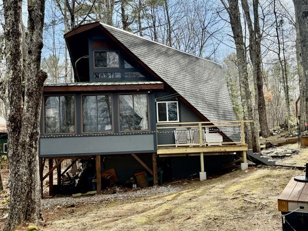 47 Point Lane, Norway, ME 04268