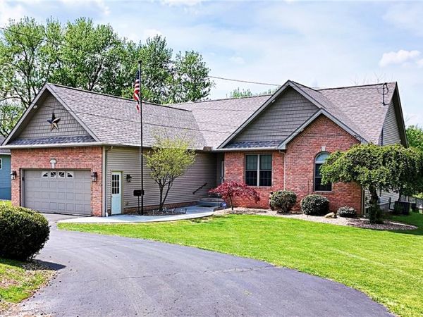 1620 Hall Ave, Sharpsville, PA 16150