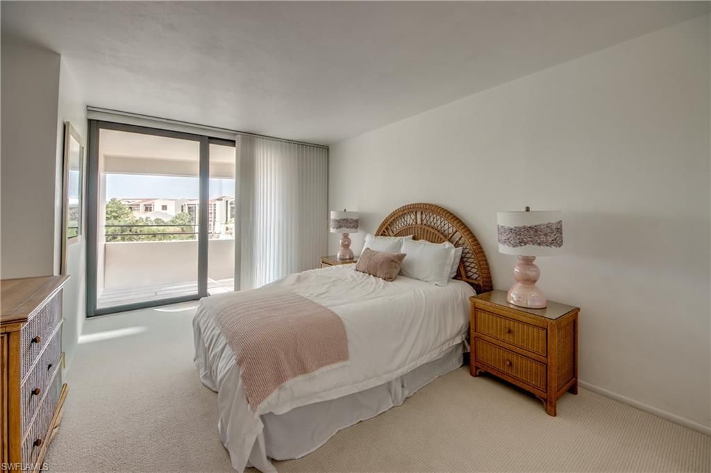 5260 S Landings Dr, Unit 407, Fort Myers, FL 33919 Photo