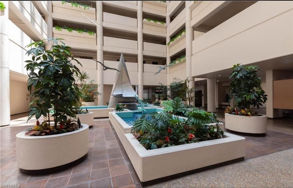 5260 S Landings Dr, Unit 407, Fort Myers, FL 33919 Photo
