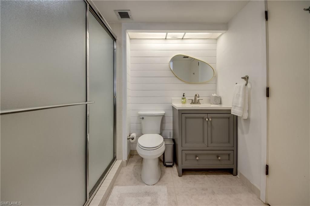 5260 S Landings Dr, Unit 407, Fort Myers, FL 33919 Photo
