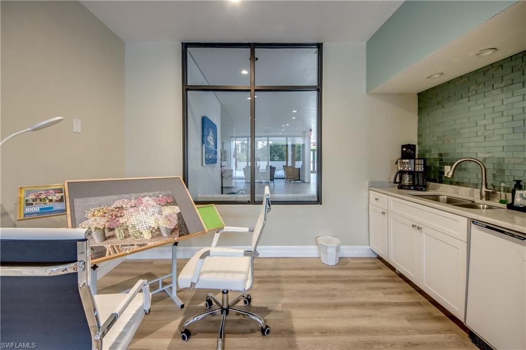 5260 S Landings Dr, Unit 407, Fort Myers, FL 33919 Photo