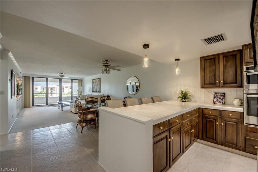 5260 S Landings Dr, Unit 407, Fort Myers, FL 33919 Photo