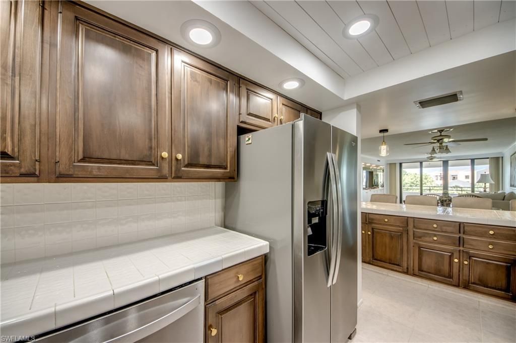 5260 S Landings Dr, Unit 407, Fort Myers, FL 33919 Photo