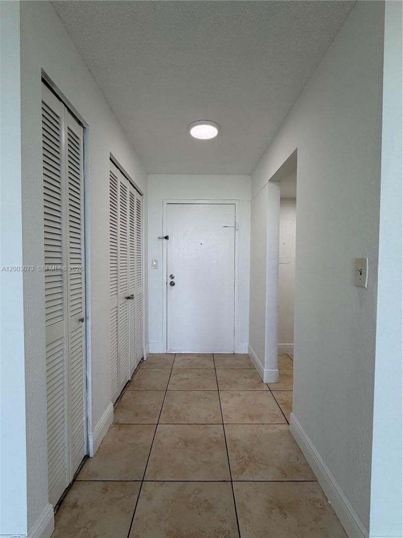 1805 Sans Souci Blvd , Unit 526, North Miami, FL 33181 Photo