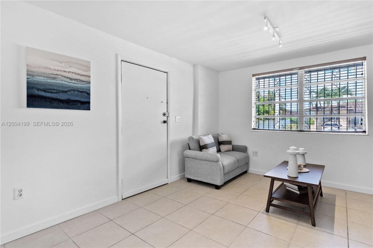 1841 SW 29th Ave , Unit B, Miami, FL 33145 Photo