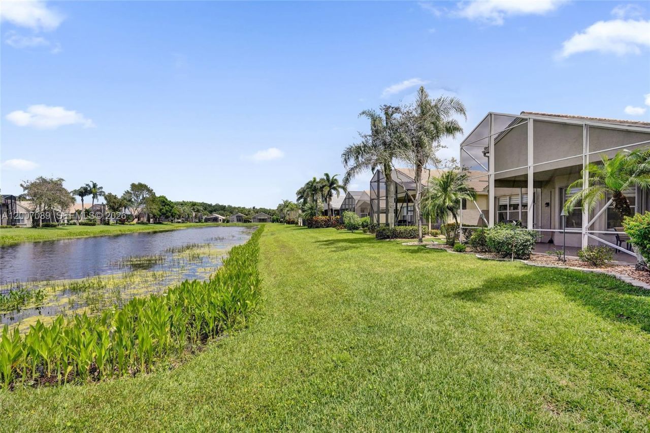 8257 La Jolla Vista Ln, Lake Worth, FL 33467 Photo