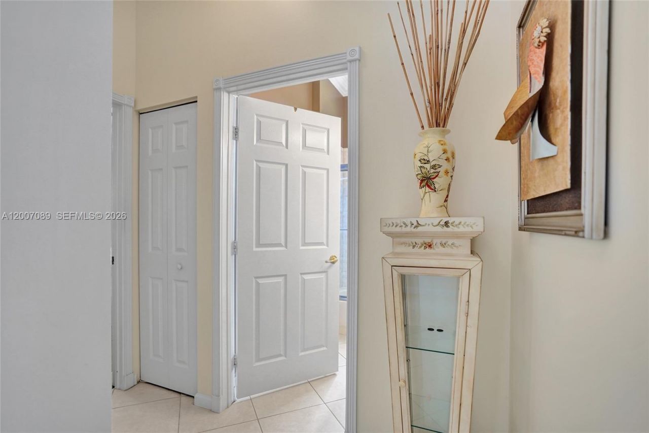 8257 La Jolla Vista Ln, Lake Worth, FL 33467 Photo