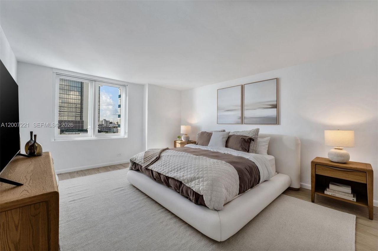 2301 Collins Ave , Unit 902, Miami Beach, FL 33139 Photo