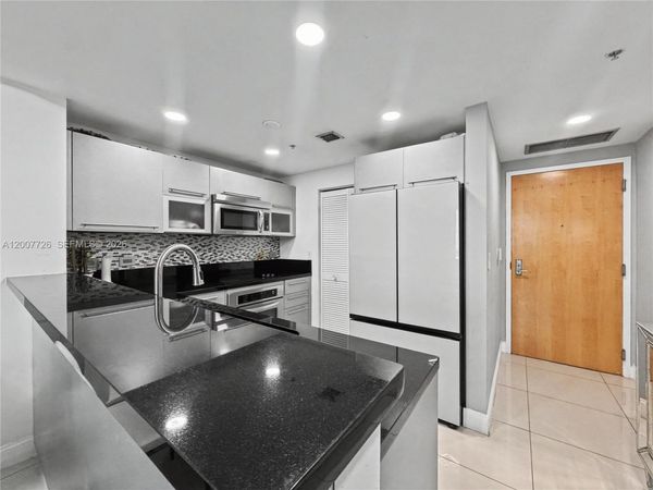 253 NE 2nd St , Unit 1003, Miami, FL 33132