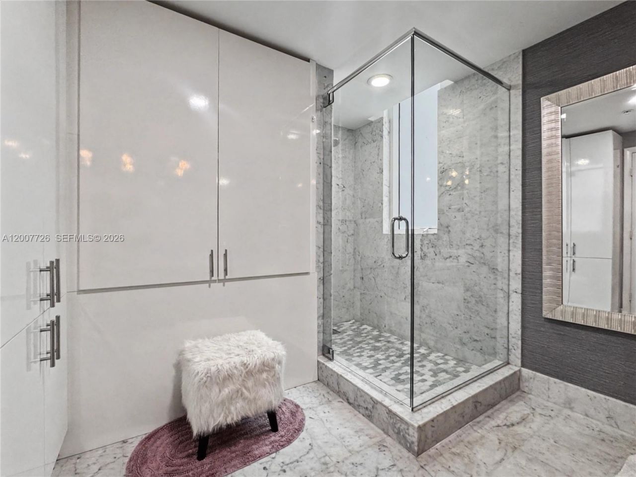 253 NE 2nd St , Unit 1003, Miami, FL 33132 Photo
