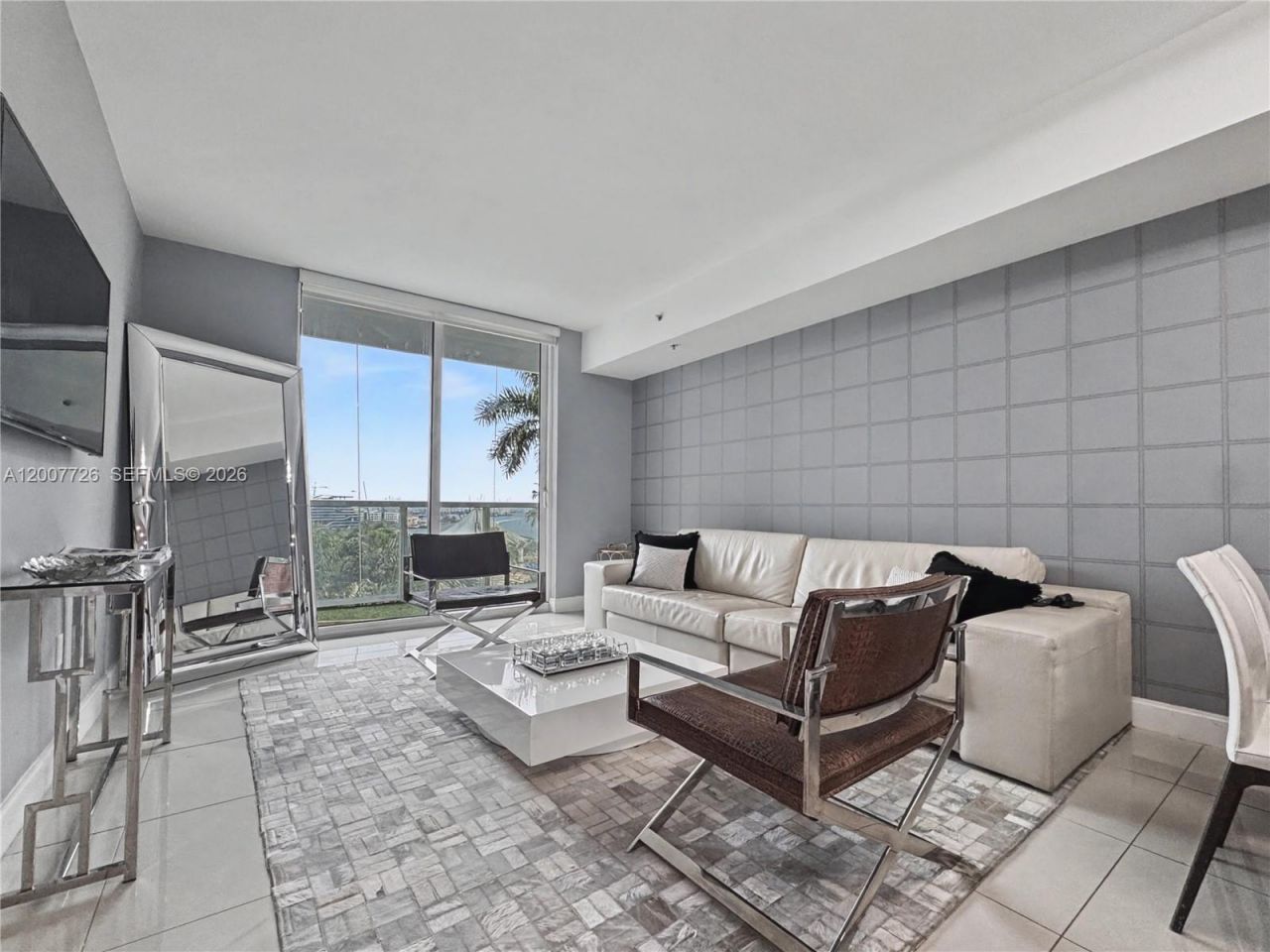253 NE 2nd St , Unit 1003, Miami, FL 33132 Photo