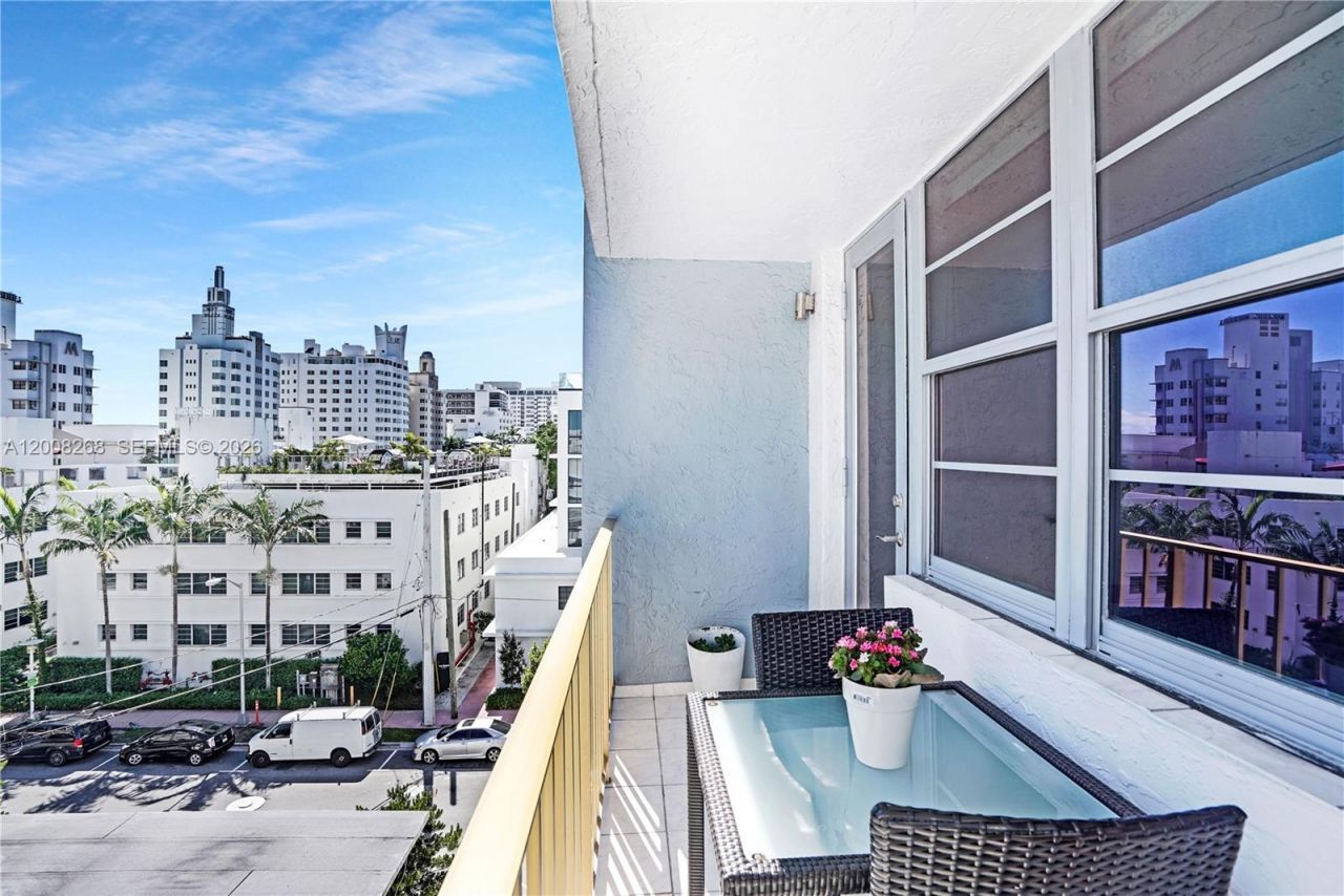 245 18th St, Unit 605, Miami Beach, FL 33139 Photo
