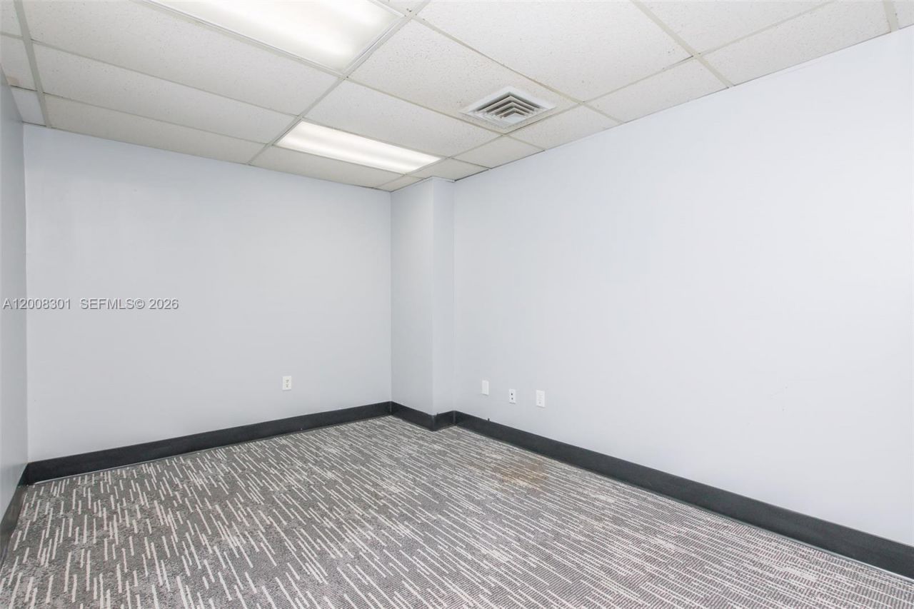 3223 NW 10th Terrace , Unit 609, Fort Lauderdale, FL 33309 Photo