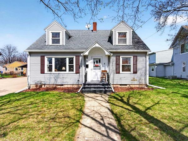 704 WISCONSIN AVENUE, Kaukauna, WI 54130