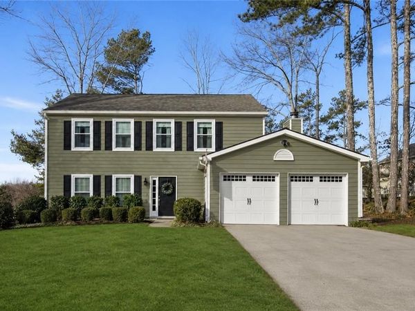 12140 Greenmont Walk, Alpharetta, GA 30009
