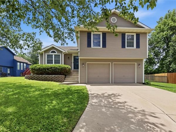 914 Elm Court, Belton, MO 64012