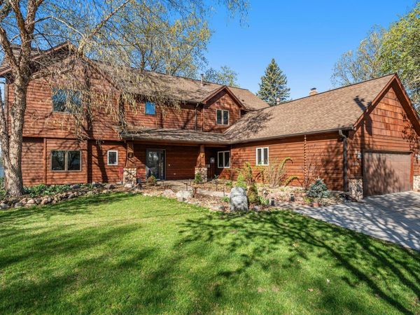 5611 Indiana Avenue N, Brooklyn Center, MN 55429
