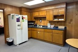 610 Laurel Street  photo 4