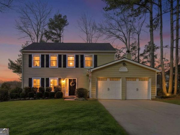 12140 Greenmont Walk, Alpharetta, GA 30009