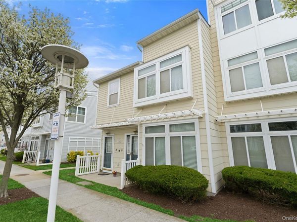 136 Meridian Boulevard, Arverne, NY 11692