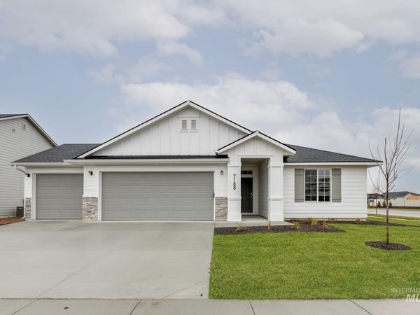 6686 W Plateau Creek Dr, Meridian, ID 83646