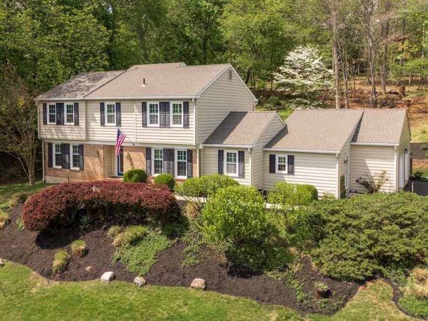 691 Twin Bridge Drive, Wayne, PA 19087 Main Photo