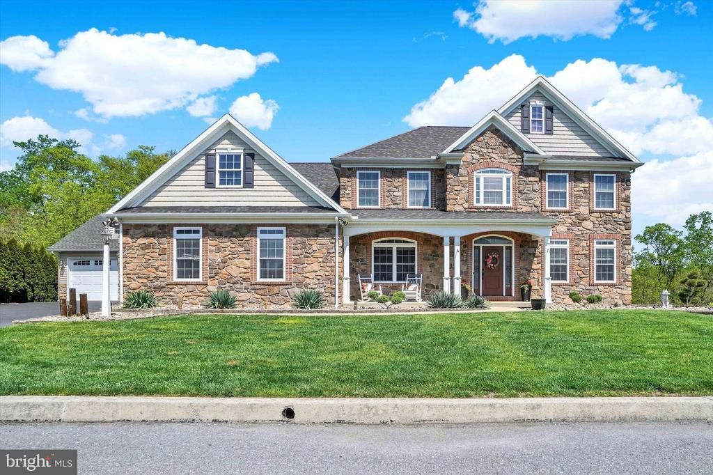 1416 SUMMIT WAY, MECHANICSBURG, PA 17050