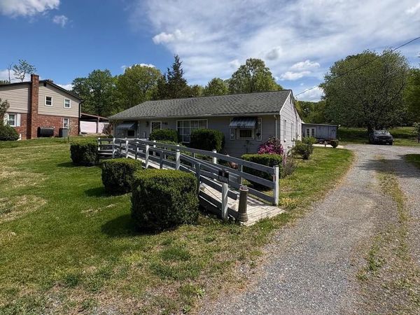 8670 FAIRGROUND ROAD , BEL ALTON, MD 20611