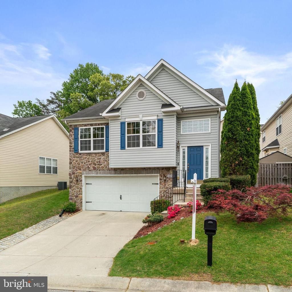 8057 Mayer Avenue, Pasadena, MD 21122 Main Photo