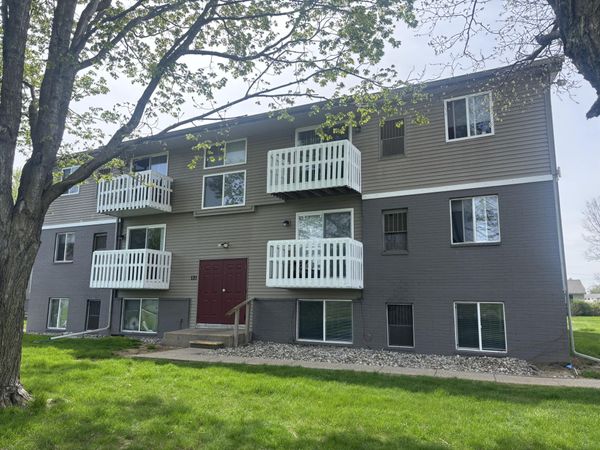 131 Canfield Street, Unit 2, Milan, MI 48160