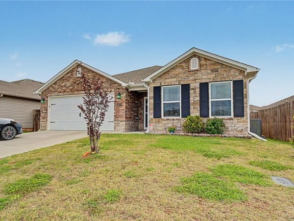519 Woodcreek Loop , Lowell, AR 72745