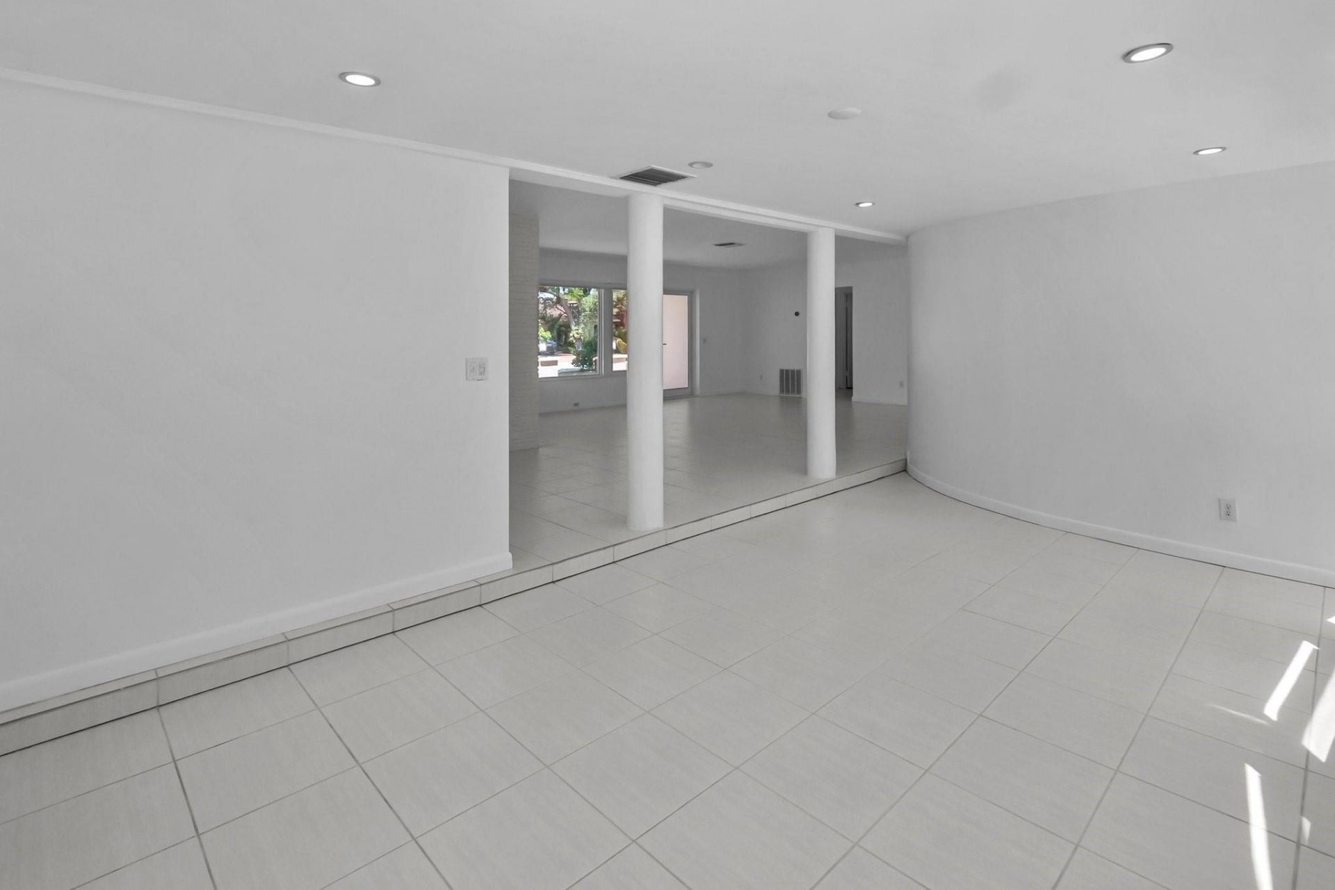 2608 NE 12th Street, Fort Lauderdale, FL 33304 Photo