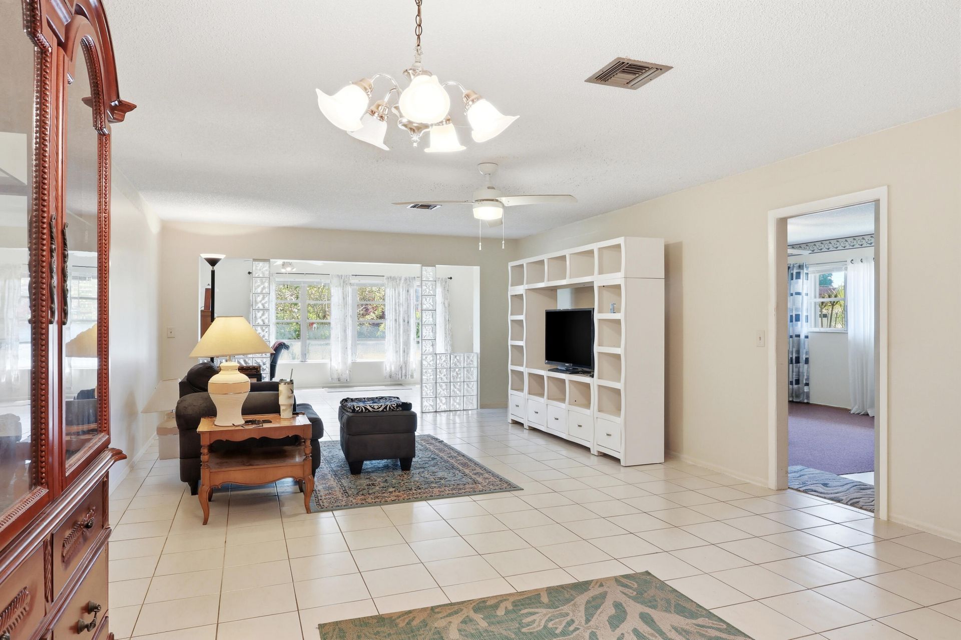 5780 Fernley Dr Drive W, Unit 102, West Palm Beach, FL 33415 Photo