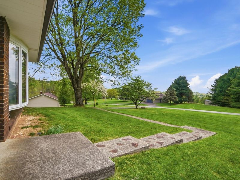 1144 Rainbow Drive NW, Lancaster, OH 43130 Photo 6