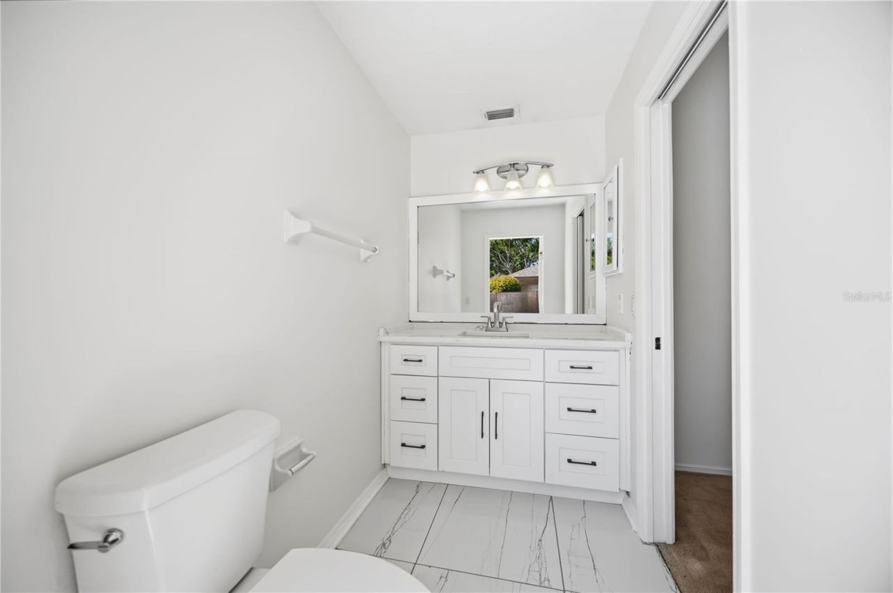 562 Oak Bay Drive, Osprey, FL 34229 Photo