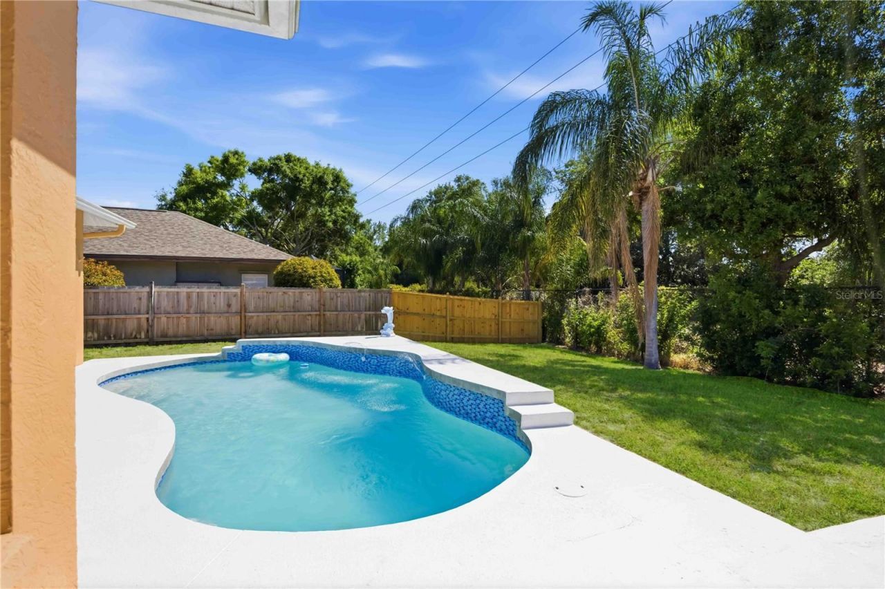 562 Oak Bay Drive, Osprey, FL 34229 Photo