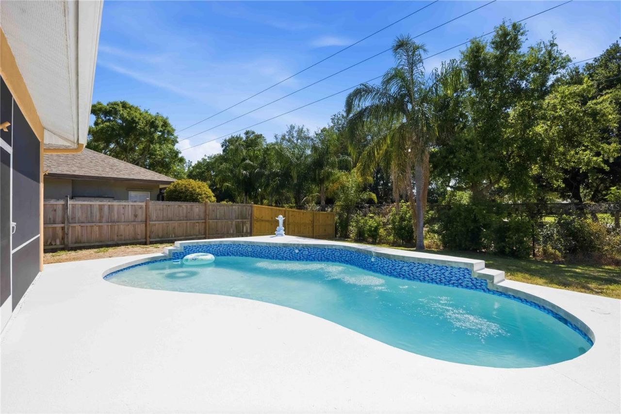 562 Oak Bay Drive, Osprey, FL 34229 Photo