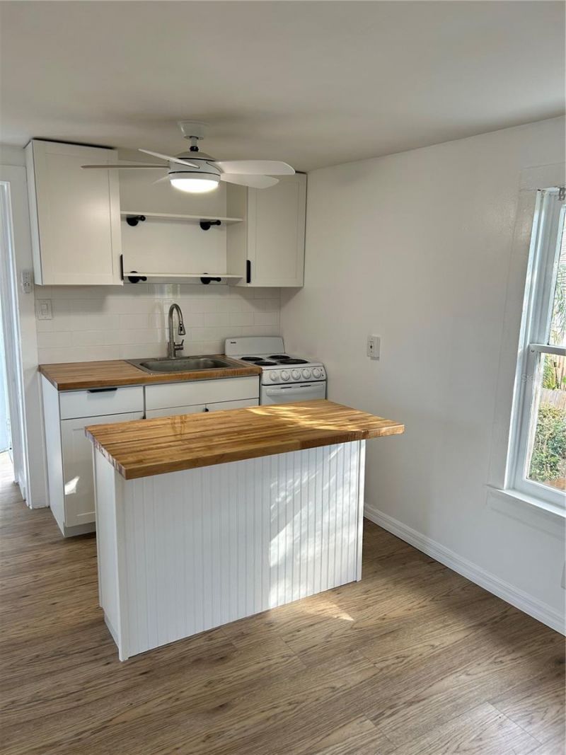 2443 4th Avenue N, Saint Petersburg, FL 33713 Photo