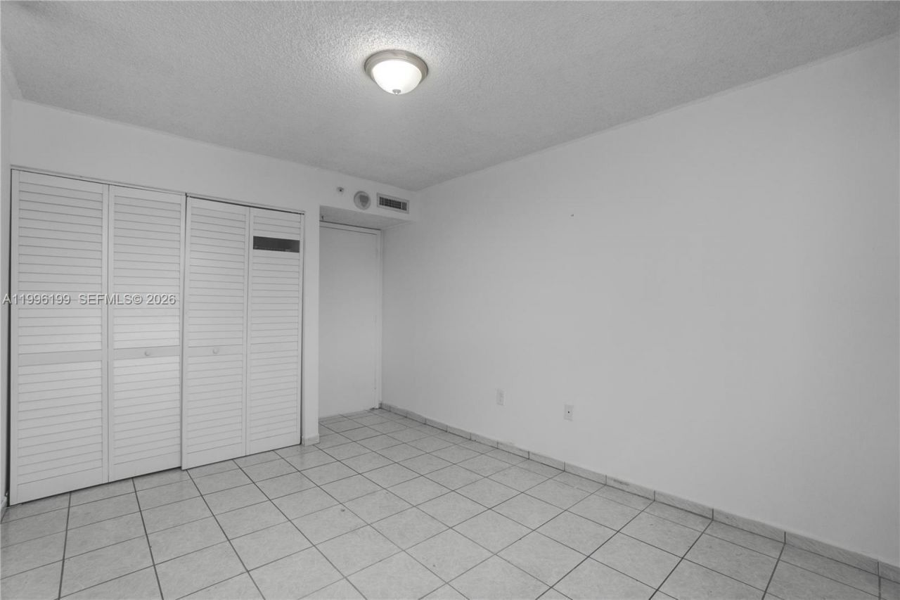 1688 West Ave , Unit 408, Miami Beach, FL 33139 Photo