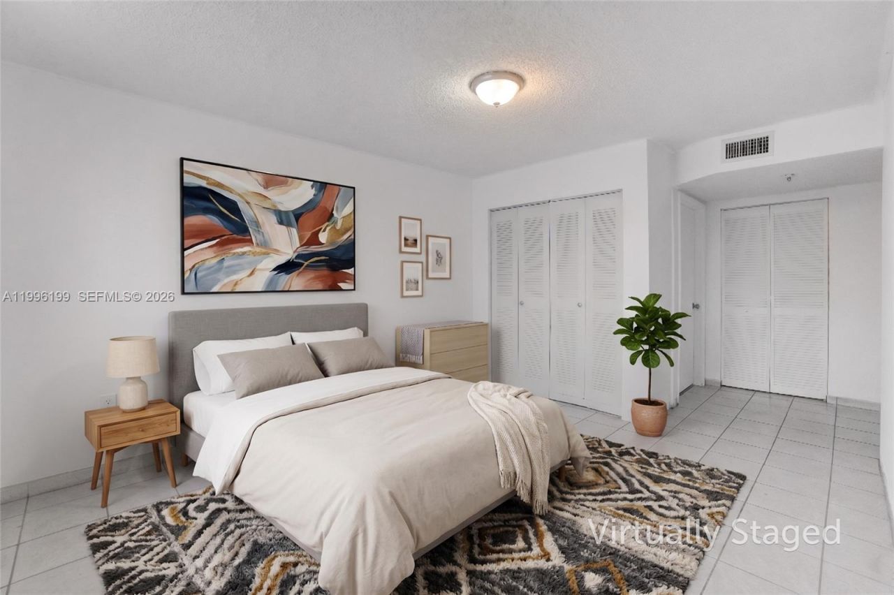 1688 West Ave , Unit 408, Miami Beach, FL 33139 Photo