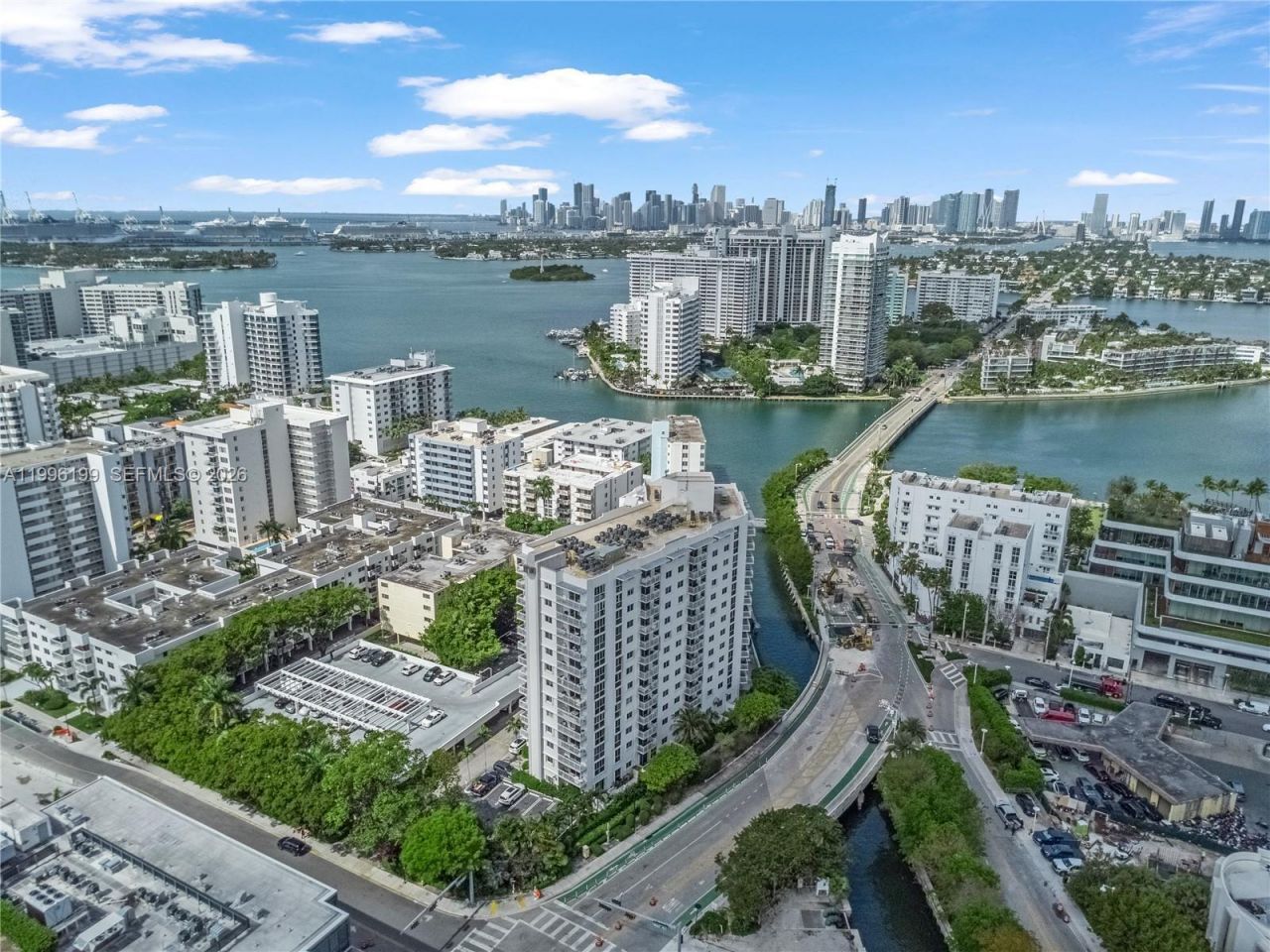 1688 West Ave, Unit 408, Miami Beach, FL 33139 Photo