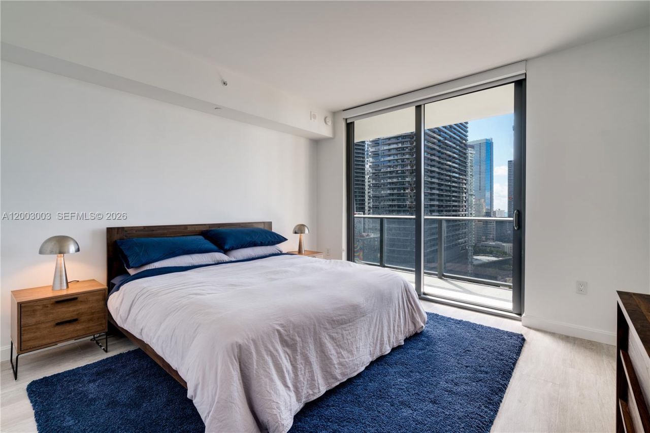 45 SW 9th St , Unit 2306, Miami, FL 33130 Photo