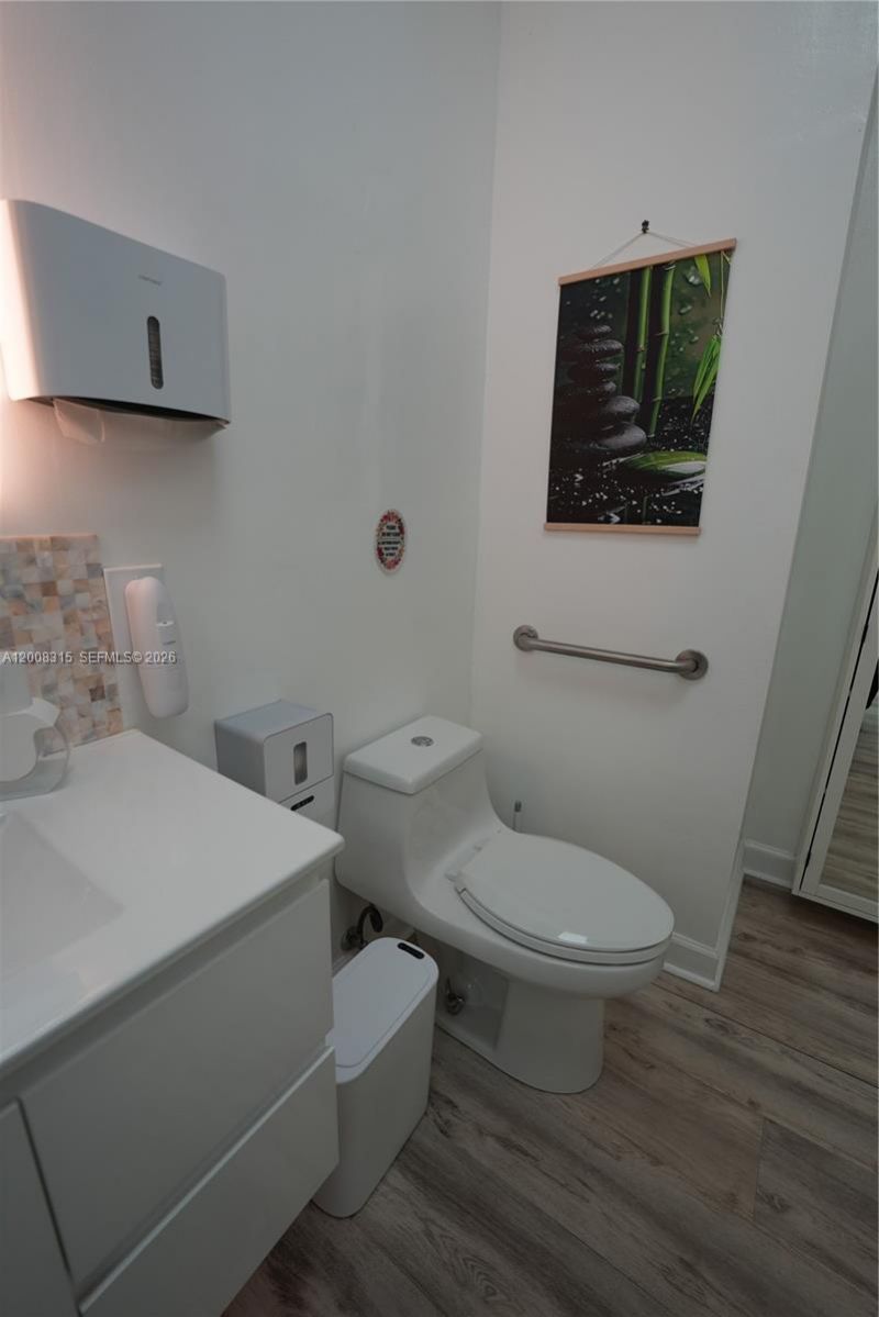 7171 SW 24th St , Miami, FL 33155 Photo