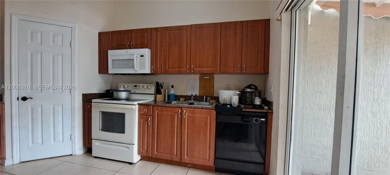 1978 SE 23rd Ter , Homestead, FL 33035 Photo