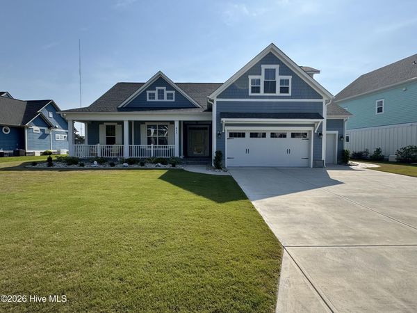 411 Summerhouse Drive, Holly Ridge, NC 28445