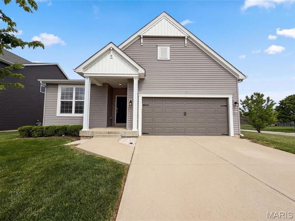 1034 Sweet River Drive, St Paul, MO 63366